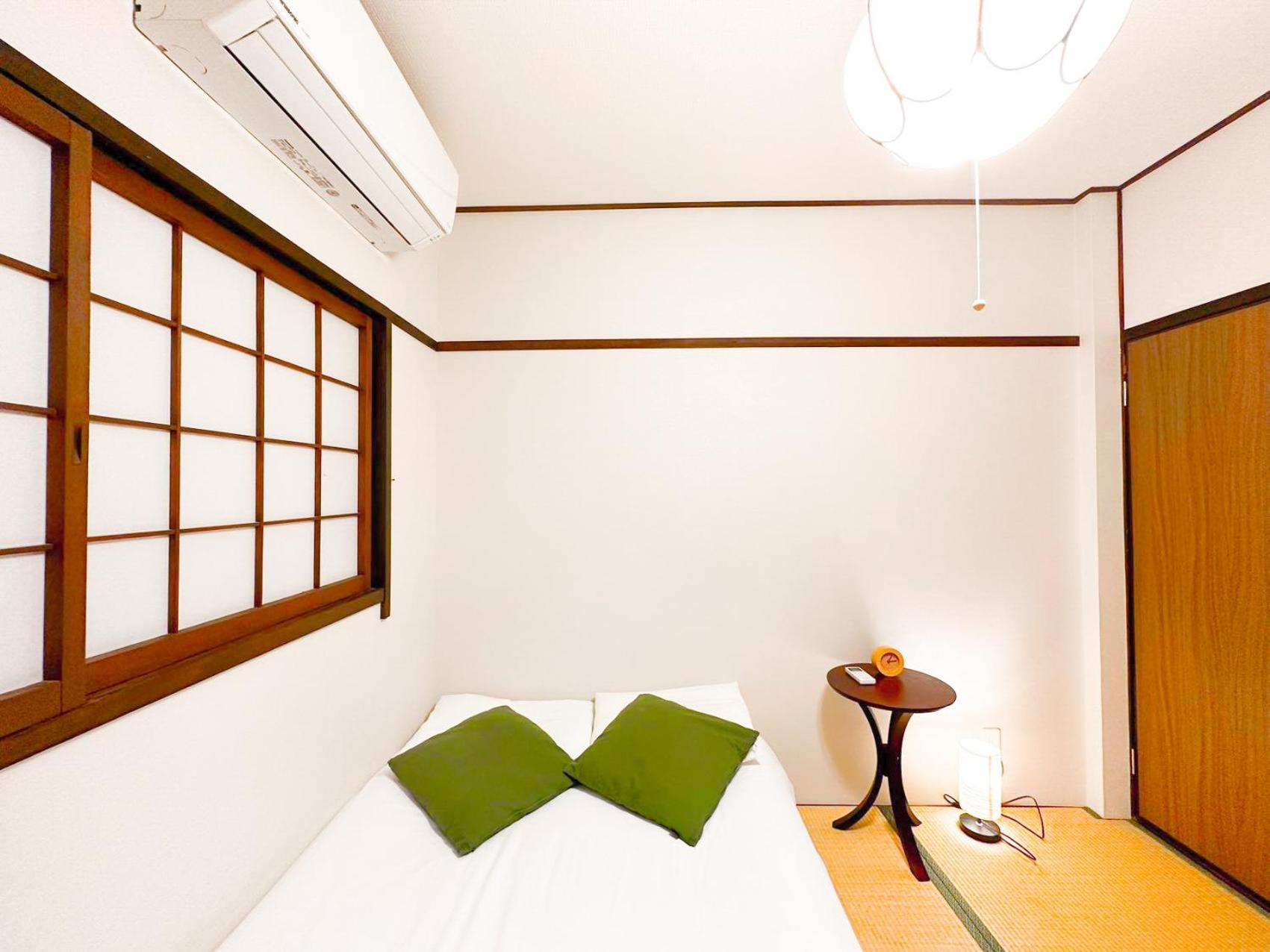 Funhouse-To North Umeda Guestresidence Osaka Habitación foto